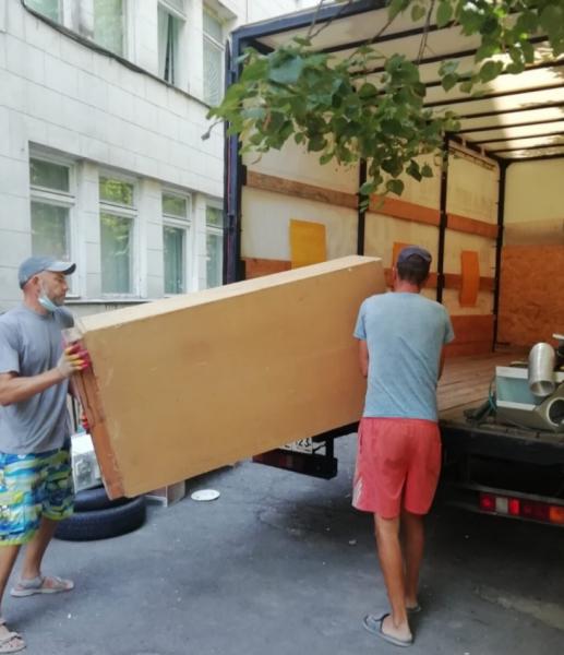 Доставка мебели,строительных материалов.Переезды,перевозки