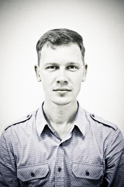 Дмитрий:  Интернет-маркетолог, PR-диpekтop, продюсер