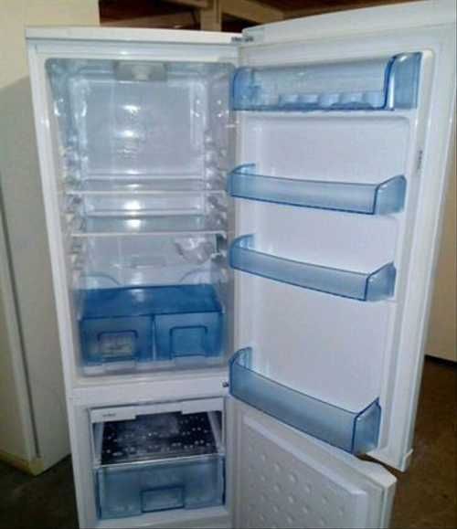 Михаил:  Ремонт холодильников на дому в михайловске