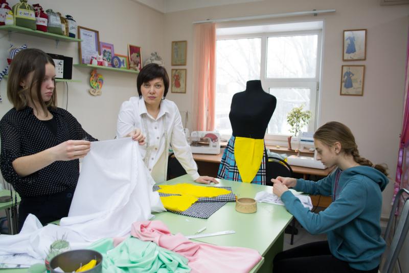Елена:  Детские занятия шитьем и рукоделием