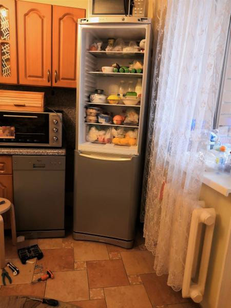 Антон:  Ремонт холодильников на дому в Москве и югу области