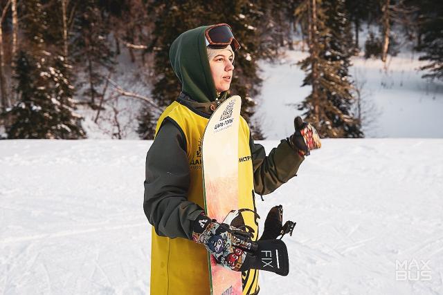 Анастасия:  Инструктор по сноуборду