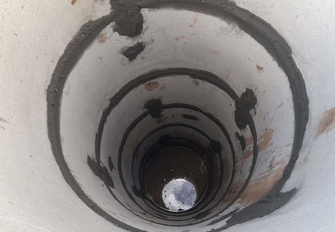 Марат:  Копка канализации из колец 