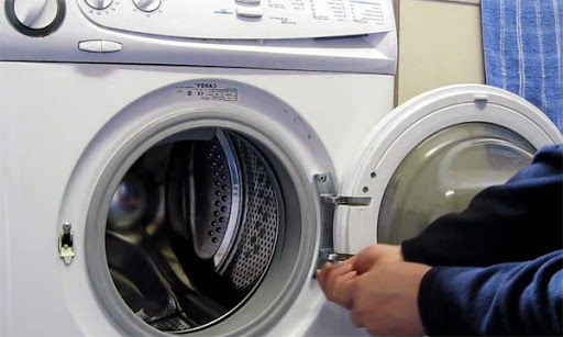 Андрей Ремезов:  Ремонтирую с гарантией стиральные машины