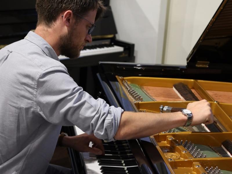 Master Pianino:  Настройка ремонт и реставрация пианино, роялей в Красноярске