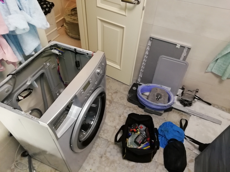 Александр:  частник ремонт стиральных машин