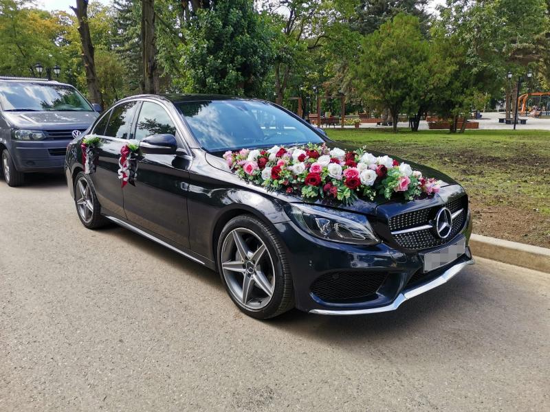Автомобиль на свадьбу:  Прокат автомобиля Mercedes на свадьбу
