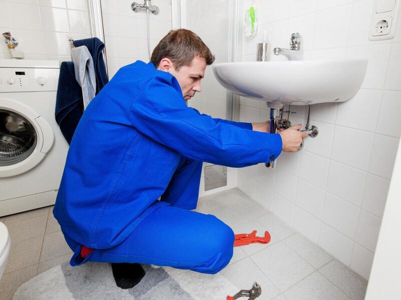 Услуги сантехника Куровское