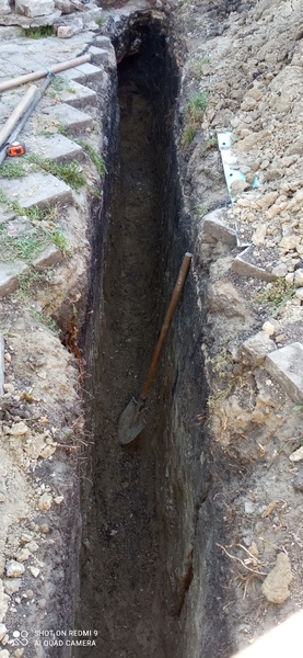 Прокопка траншеи.