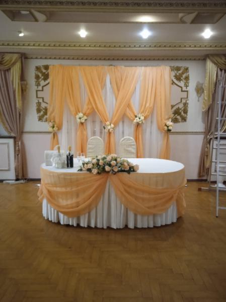 Любовь Леонидовна Артюхова:  Оформление Президиума и зала свадебного торжества