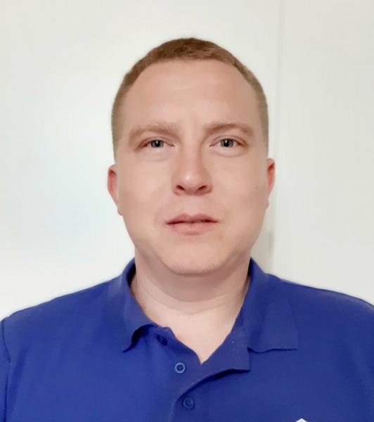 Сергей Резников: Ремонт холодильников на дому Севастополь