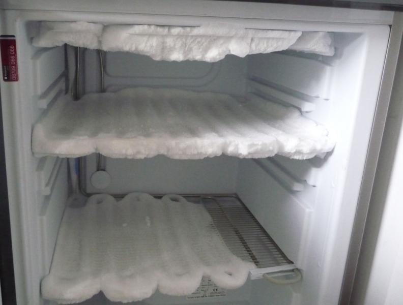 Александр:  Ремонт холодильников и стиральных машин