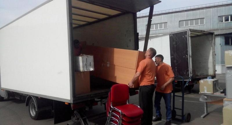 Грузоперевозки по Белгороду.Грузчики