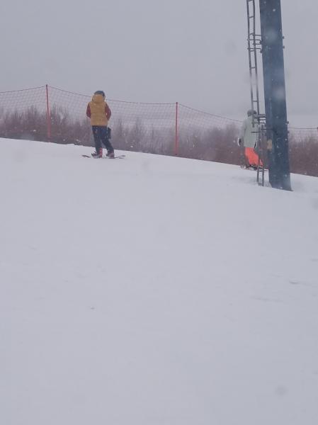 Алексей:  Инструктор по лыжам
