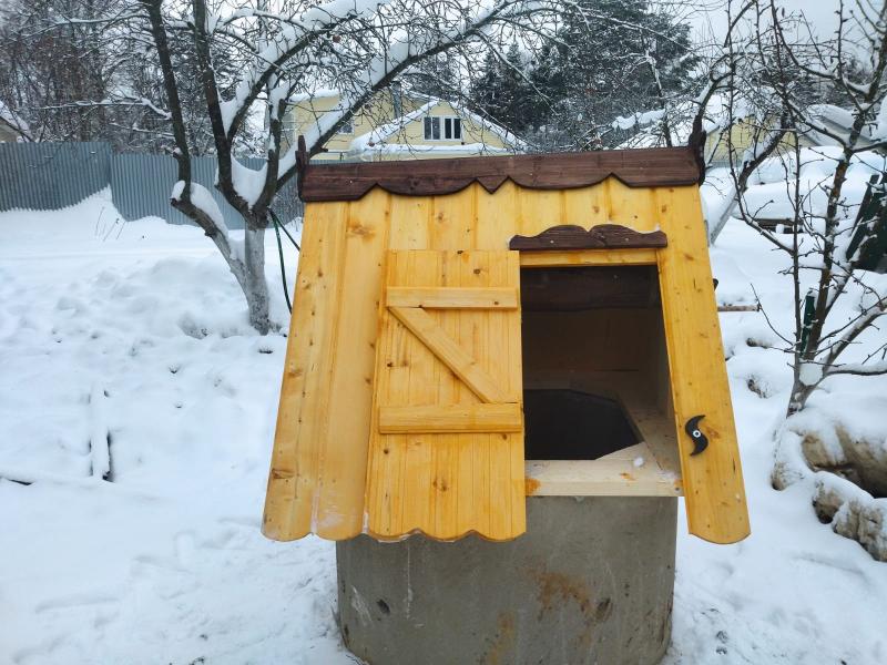 Чистка колодца наро фоминский. Домик для колодца в Наро Фоминске.