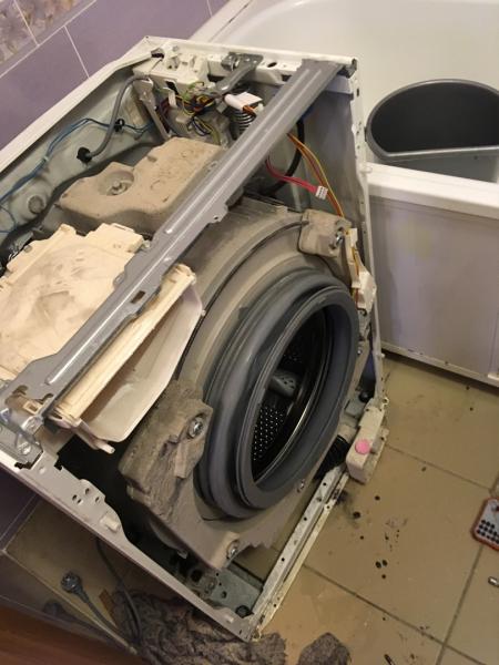 Максим:  Мастер по ремонту стиральных машин 