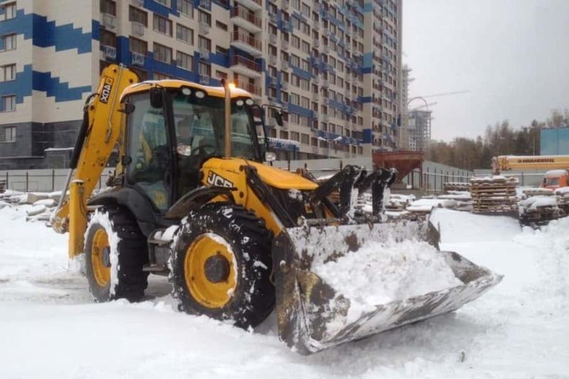 Андрей:  Сдается в аренду экскаватор-погрузчик JCB 3СХ