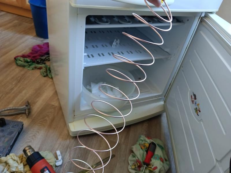 Максим:  Ремонт холодильников и морозильных камер