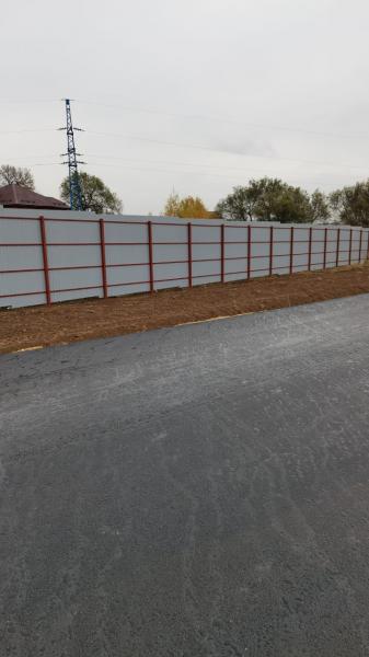 Заборы из профнастила для дачи