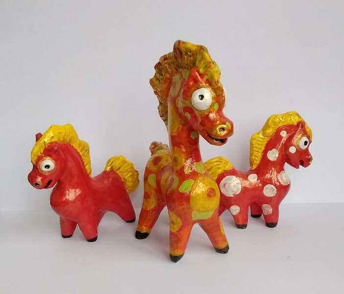 Лошадки Лошадки