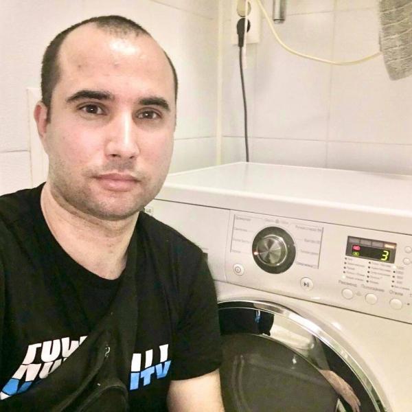 Олег:  Ремонт посудомоечных машин. Ремонт стиральных машин 