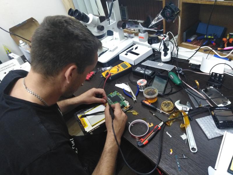 Чистка ноутбука от пыли и замена термопасты цена в СПб