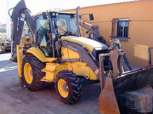 Аренда Экскаватора погрузчика JCB Ямобур, бара Гидромолот