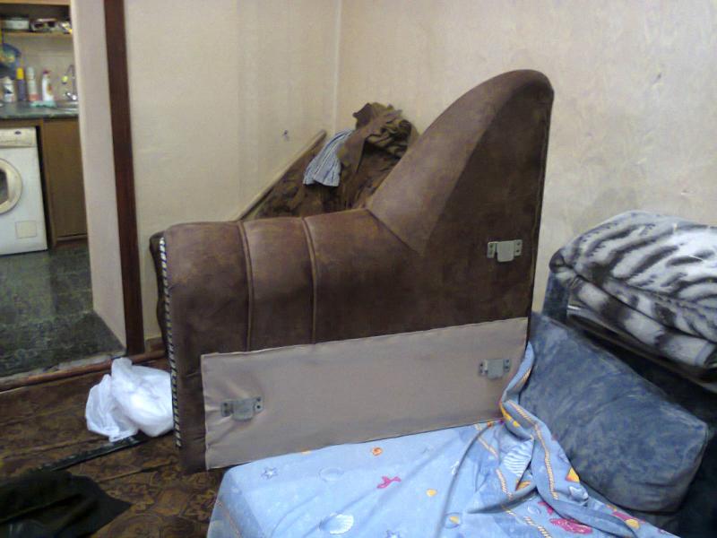Александр:  Перетяжка и ремонт мягкой мебели