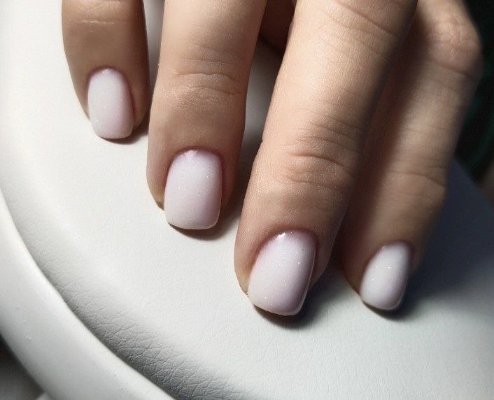 Маникюр + дизайн + покрытие 1000 руб.