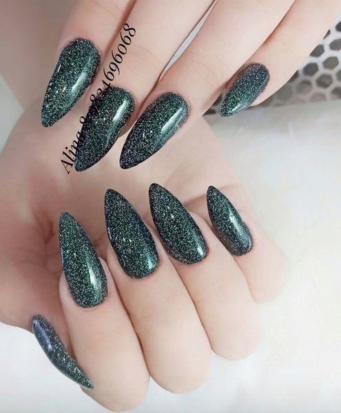 Наращивание ногтей