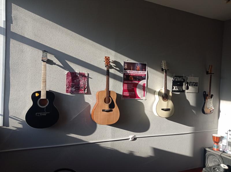 AKKORDO - Школа гитары:  Обучение игре на гитаре в г. Курск