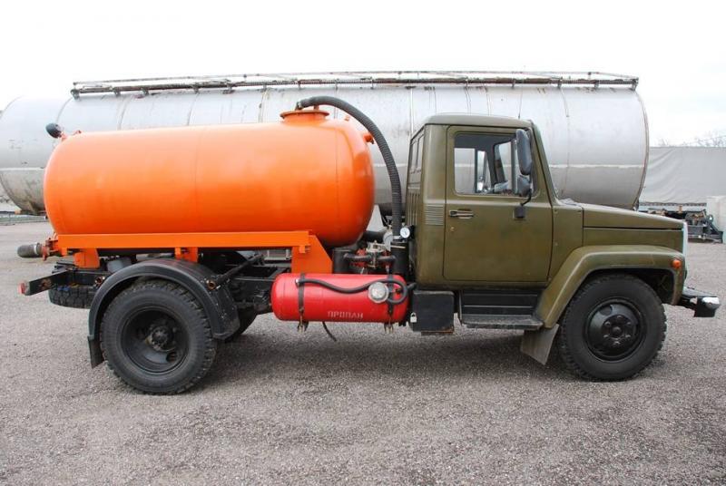 Ассенизатор Энем. Ассенизаторские услуги