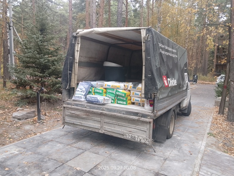 Разгрузка и подъём стройматериалов. Разгрузка и подъём стройматериалов.