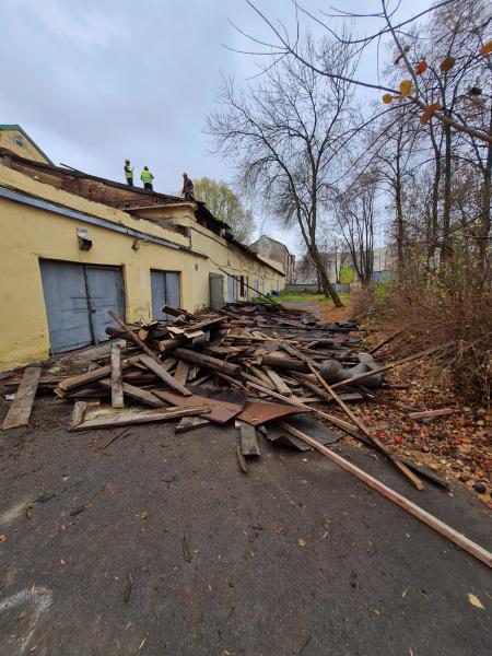 Александр:  Отдам доску б/у на дрова