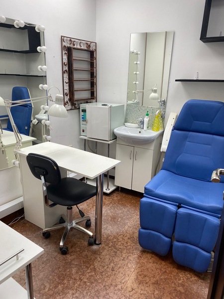 Аренда кабинета маникюра и педикюра