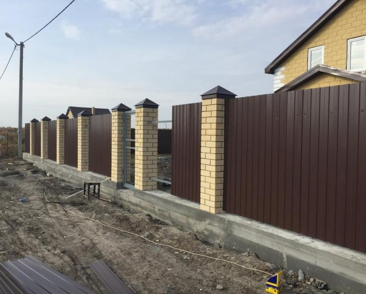 Виталий:  Строительство заборов