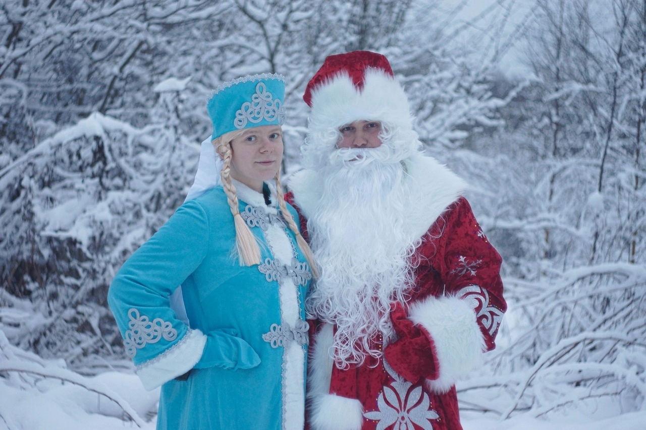 Ruslan Romanovich:  Дед Мороз и Снегурочка на дом