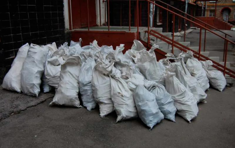 Виталий:  Вывоз мусора в Дружной Горке