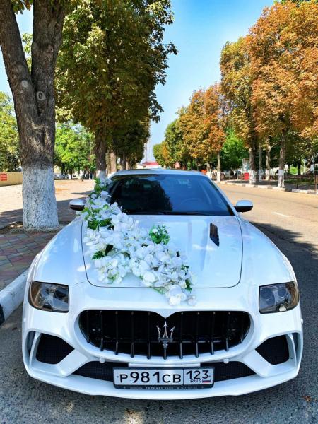 Дмитрий:  Аренда авто на свадьбу 