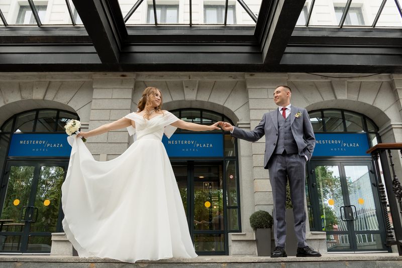 Свадебный фотограф и видеограф. Два оператора. Договор.