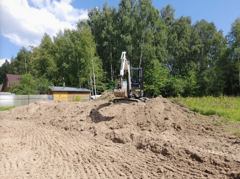Александр:  Аренда мини экскаватора земляные работы в Подольске