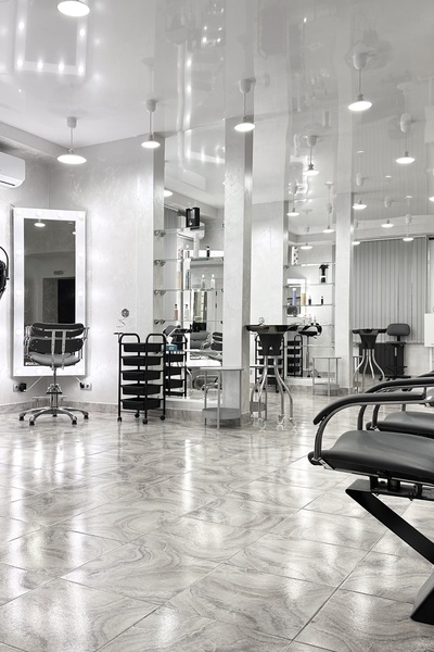 Парикмахер стилист 