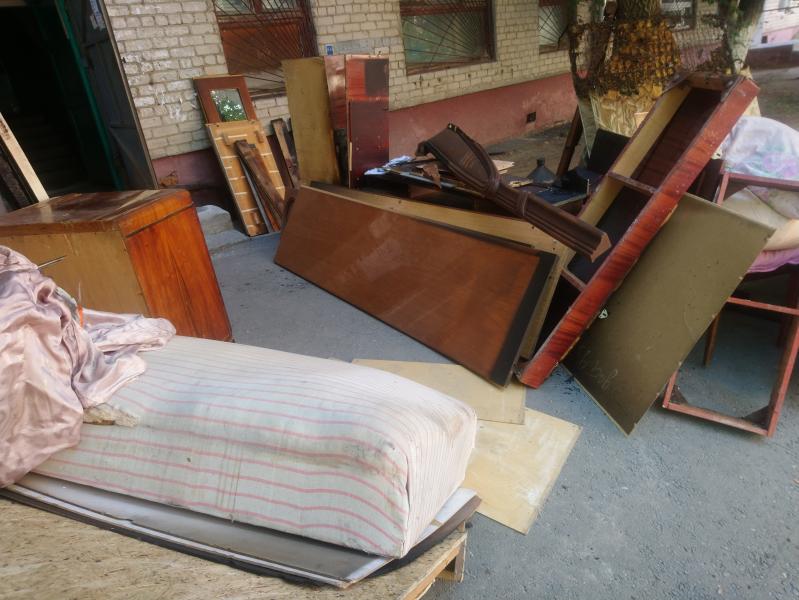 Олег Абрамов:  Вывоз мебели. Утилизация старой мебели.
