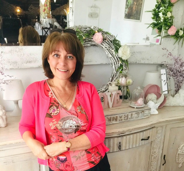 Няня-гувернантка, помощь в уроках, сопровождение школьника