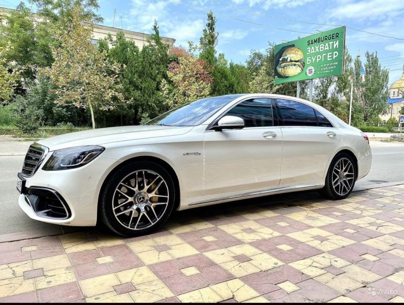 Мерседес Бенц w213. Mercedes e w213. Mercedes-Maybach s 560. Мерседес 213.