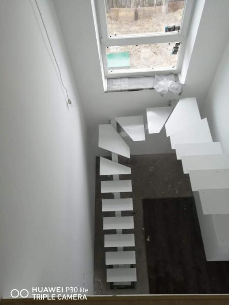 Ашот:  Лестница на металлокаркасе 