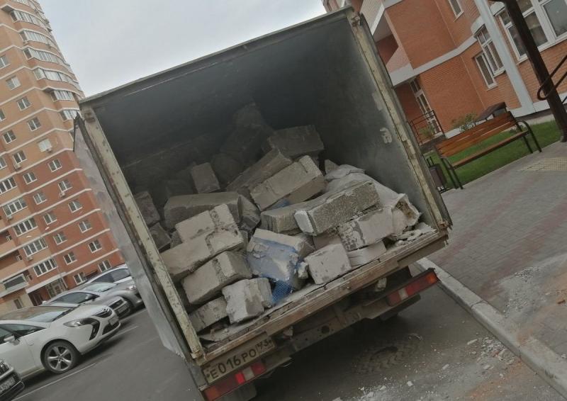 Рабочий Момент:  Вывоз мусора Краснодар