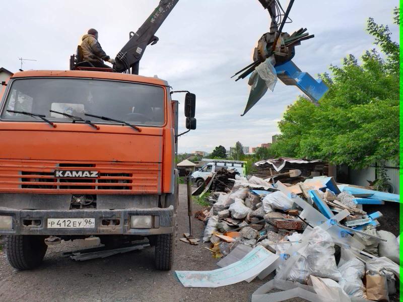 Андрей:  Вывоз строительного мусора