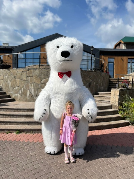 Заказать белого медведя