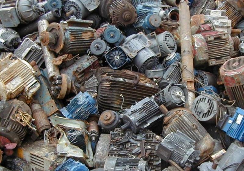 Виталий:  Вывоз мусора-металлолома из гаража